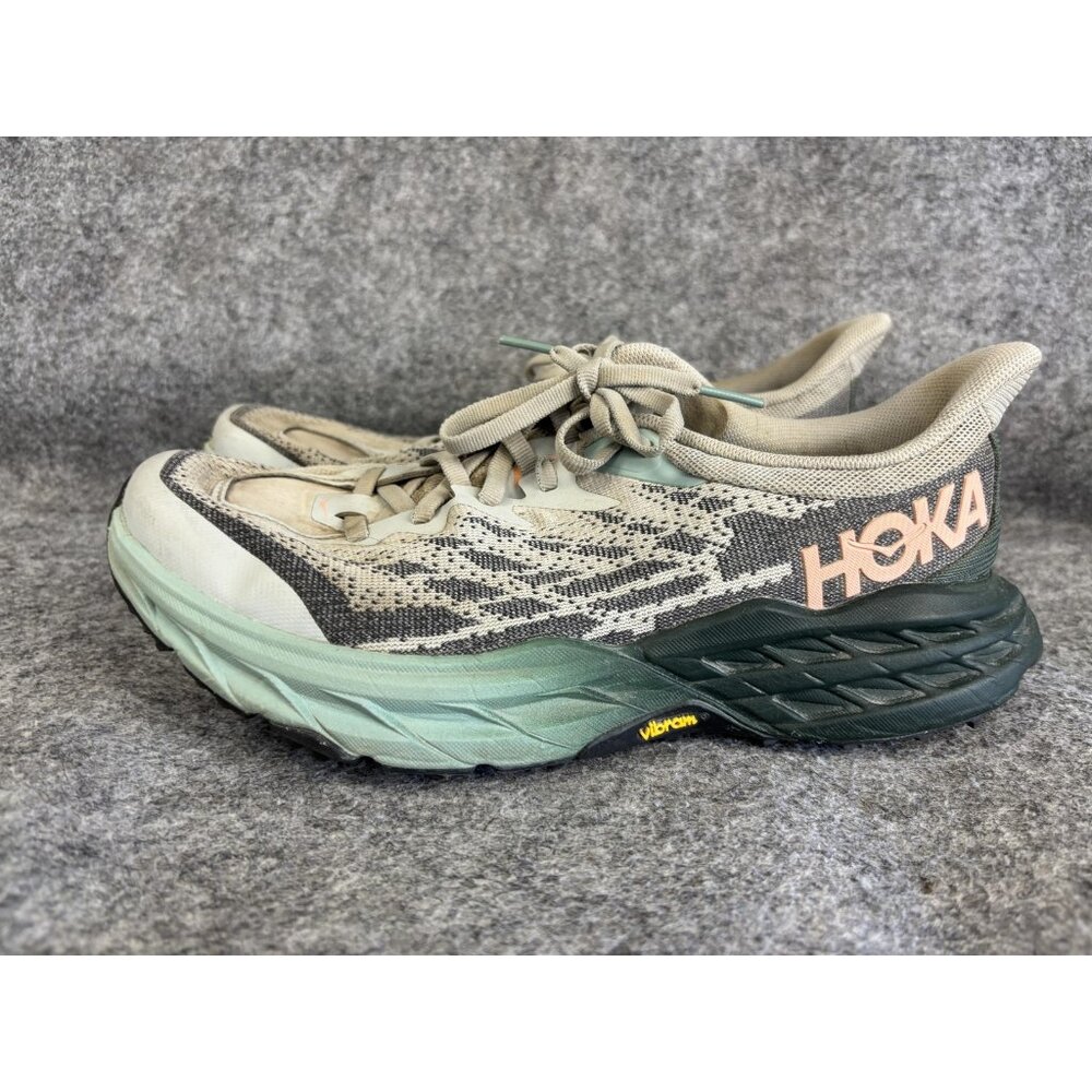 HOKA Speedgoat 5 Trail Running Shoes Womens Size 7.5 Green Beige‎ Mesh Vibram